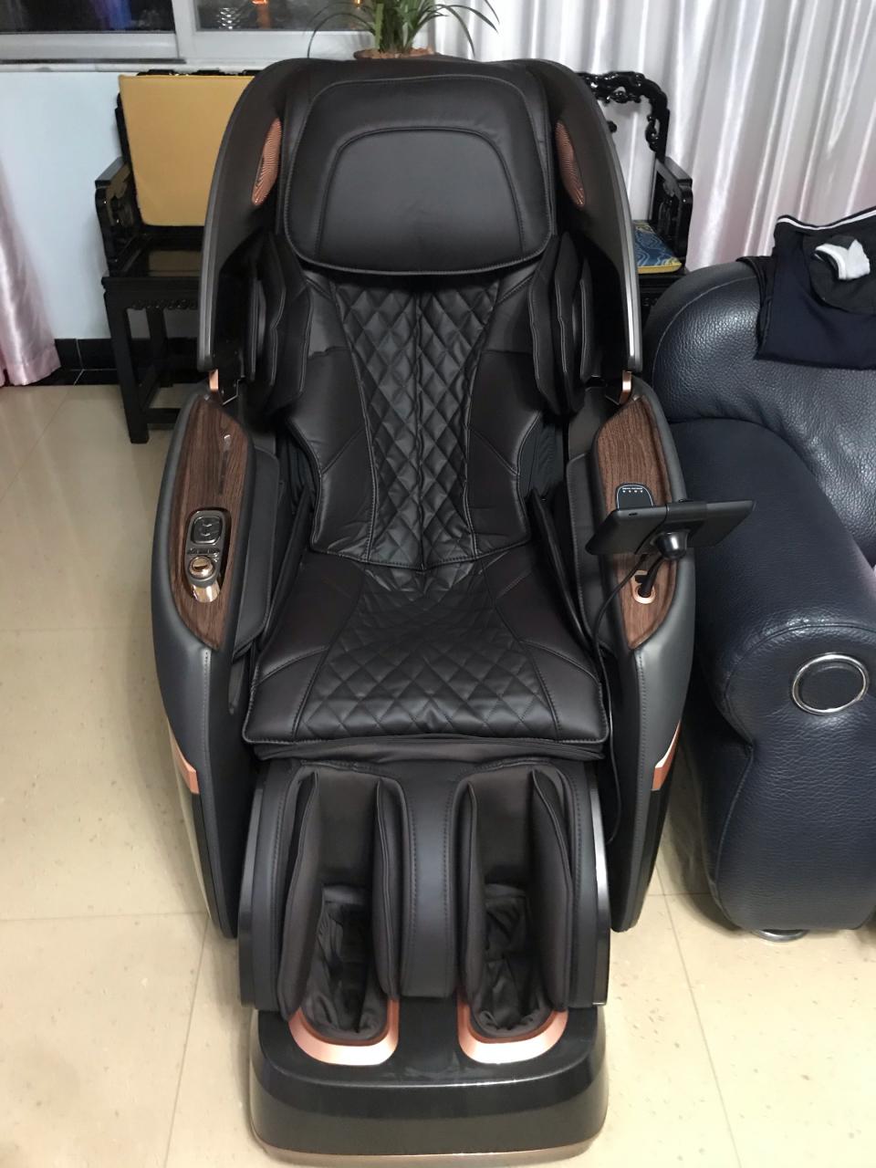 Ghế Massage Xiaomi AI Joypal Monster V4 4D EC8606 Newmodel